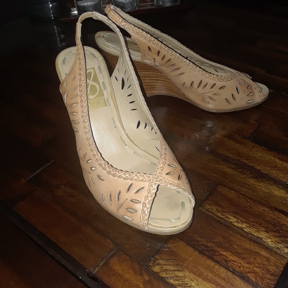 Victoria Spencer Wedges